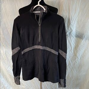 lululemon athletica Black and Gray Sweatshirt